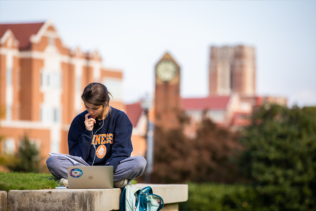 Student studying near HSS